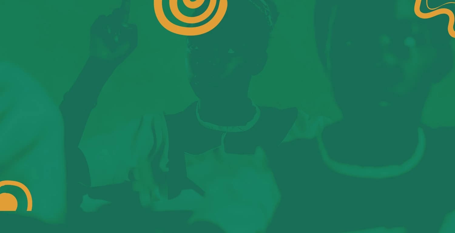 Pessoas voluntariando