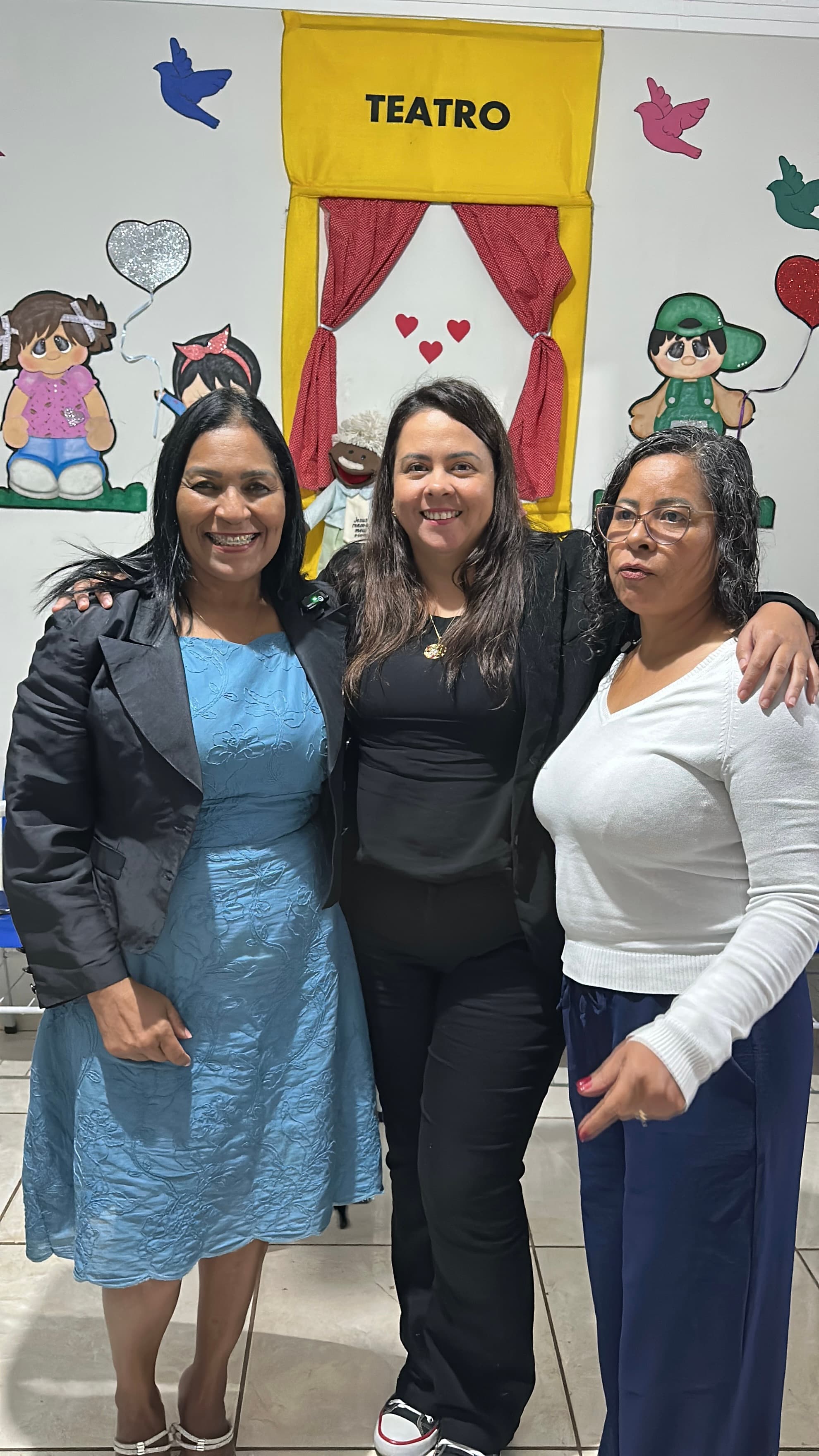 Mães reunidas em um momento de acolhimento na ADRAP